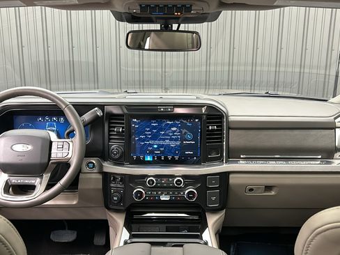 Used 2026 Ford F450 Platinum w/ Platinum Plus Package image 38