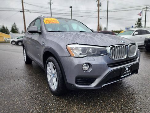 Used 2017 BMW X3 xDrive35i image 3