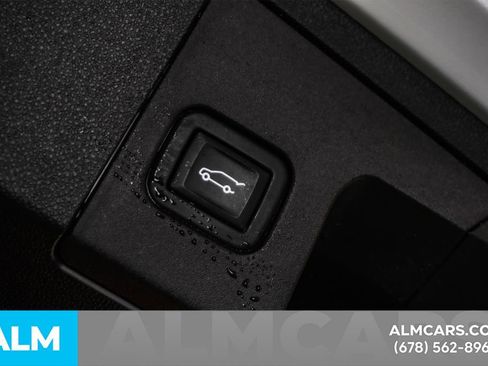 Used 2024 Cadillac XT4 Sport image 23