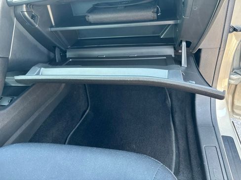Used 2015 Ford Fusion SE FWD image 36