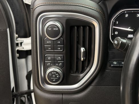 Used 2023 GMC Sierra 2500 AT4 w/ AT4 Premium Plus Package AWD/4WD image 26