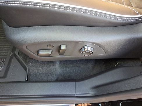 New 2026 GMC Acadia Denali Ultimate w/ LPO, Floor Liner Package image 12