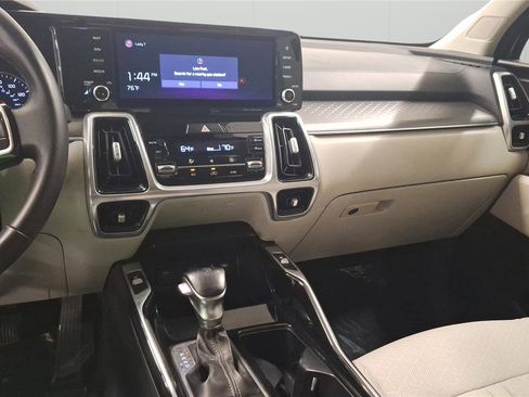 Used 2021 Kia Sorento SX AWD/4WD image 17
