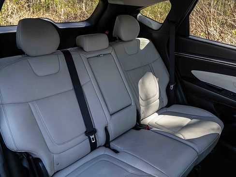 Used 2023 Hyundai Tucson SEL w/ Convenience Package image 24