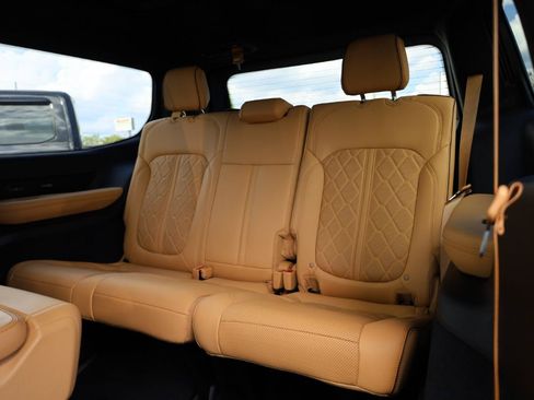 Used 2025 Jeep Grand Wagoneer Series III w/ Rear Seat Video Group 1 AWD/4WD image 20