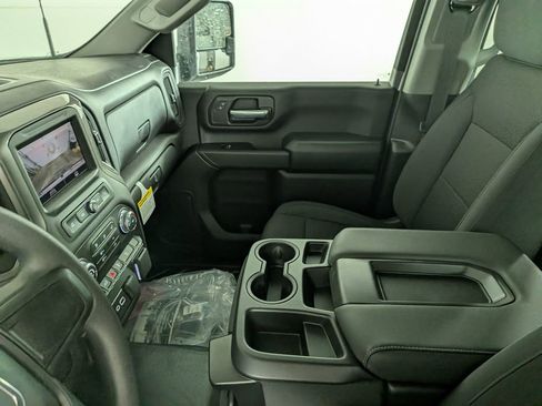 New 2026 GMC Sierra 2500 Pro w/ 1SA Pro Safety Plus Package AWD/4WD image 21