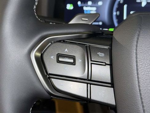 New 2026 Lexus LX 700h Luxury image 18