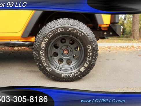 Used 2012 Jeep Wrangler Unlimited Sport AWD/4WD image 31