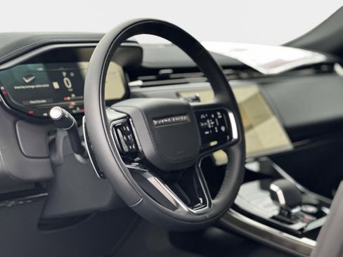 New 2025 Land Rover Range Rover Sport SE image 23