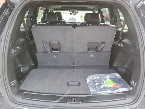 New 2025 Jeep Grand Cherokee L Altitude image 11