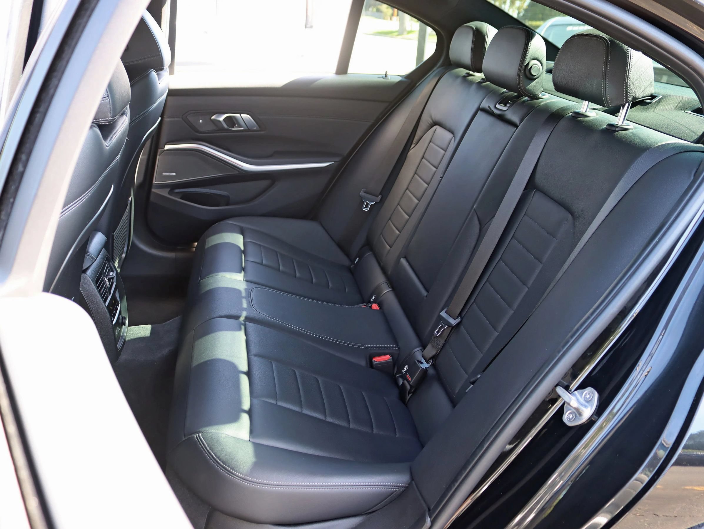 Used 2020 BMW M340i xDrive w/ Premium Package AWD/4WD image 32