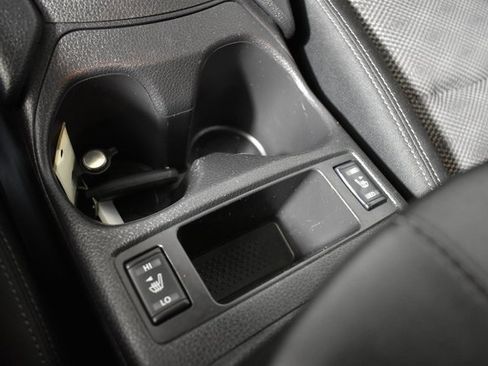 Certified 2021 Nissan Rogue Sport SV image 24