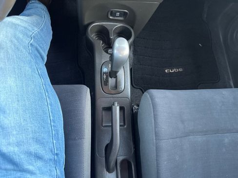 Used 2012 Nissan Cube 1.8 SL w/ SL Preferred Pkg image 19