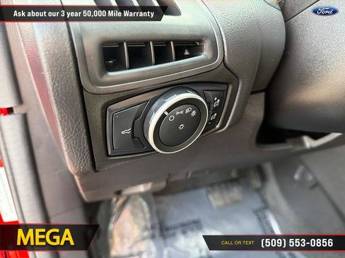 Used 2014 Ford Focus SE FWD image 20