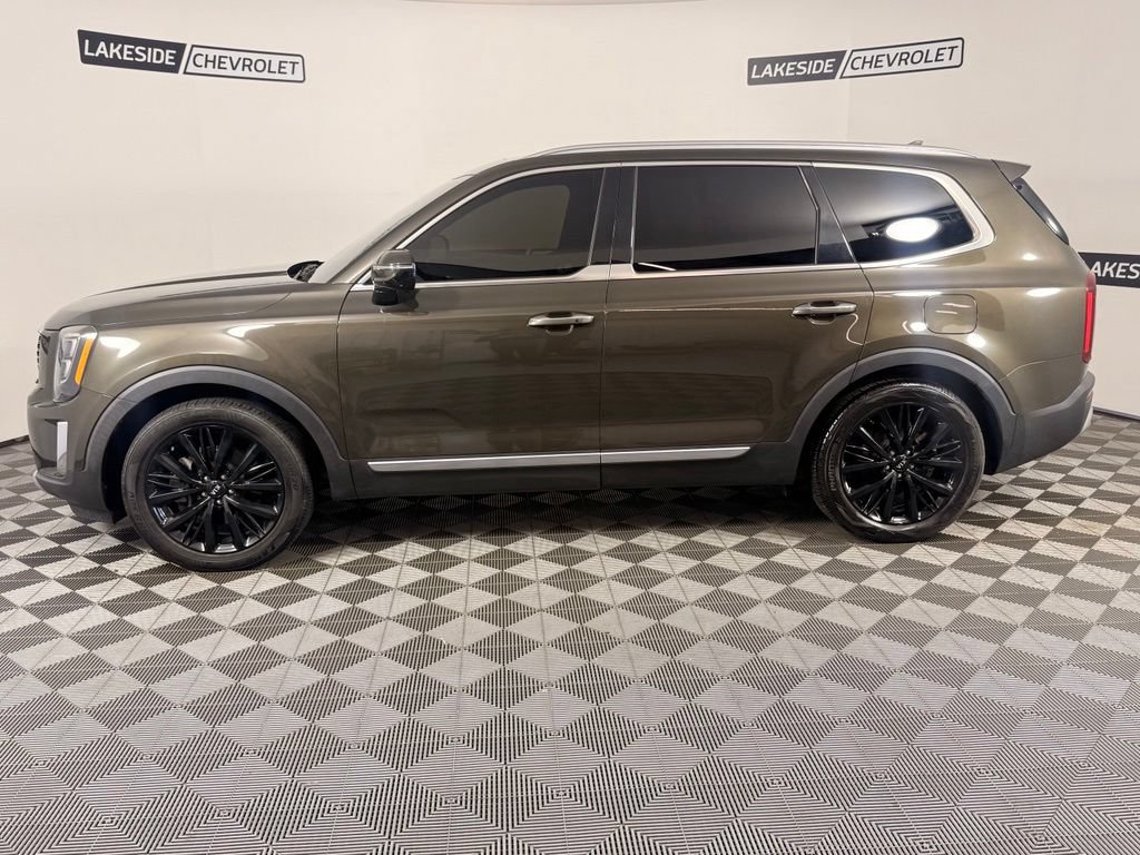 Used 2020 Kia Telluride SX w/ SX Prestige Package AWD/4WD image 3