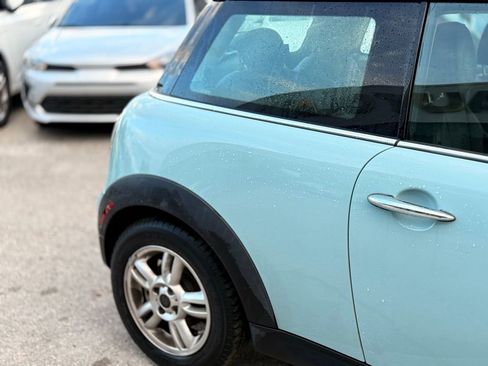 Used 2013 MINI Cooper Hardtop image 5