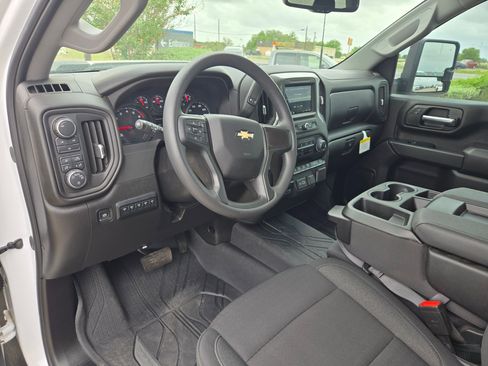 Certified 2025 Chevrolet Silverado 2500 Custom w/ Custom Value Package AWD/4WD image 11