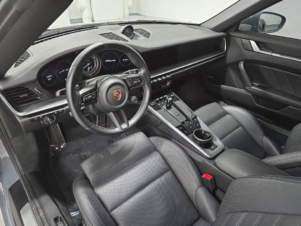 Certified 2024 Porsche 911 Turbo AWD/4WD image 4