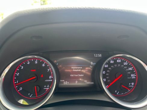 Used 2020 Toyota Camry XSE FWD image 13