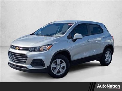 Used 2022 Chevrolet Trax LS w/ Tint and Cruise Package