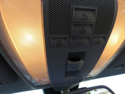 Used 2012 Mercedes-Benz GLK 350 2WD image 76