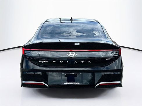 New 2025 Hyundai Sonata SEL image 5
