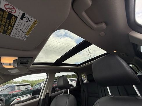 Certified 2022 Nissan Rogue SL w/ SL Premium Package image 16