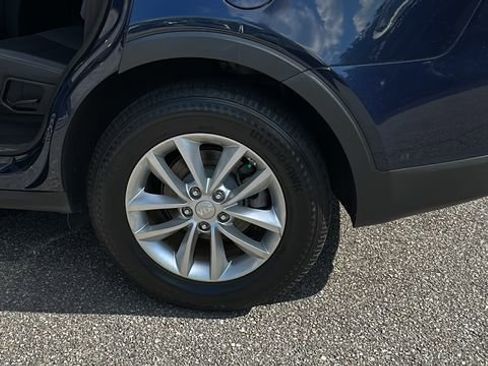Used 2016 Kia Sorento LX AWD/4WD image 19