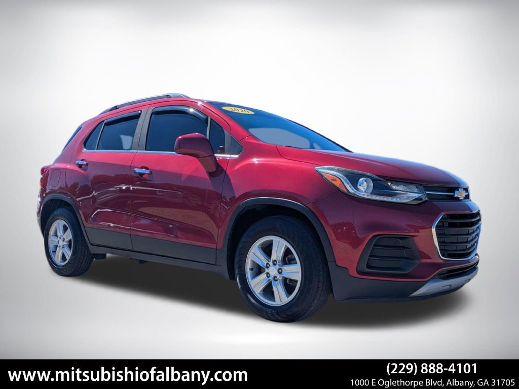 Used 2020 Chevrolet Trax LT w/ Driver Confidence Package FWD image 1