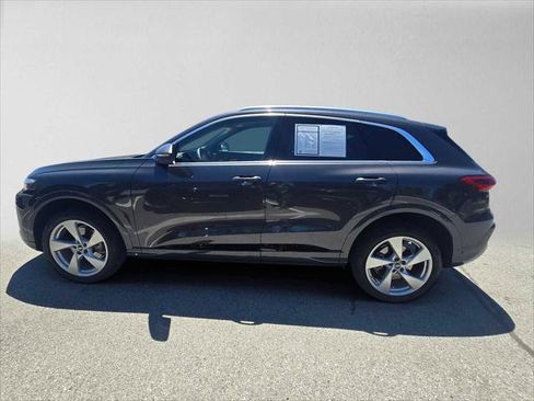 Used 2025 Audi Q5 Premium Plus w/ Premium Plus AWD/4WD image 6