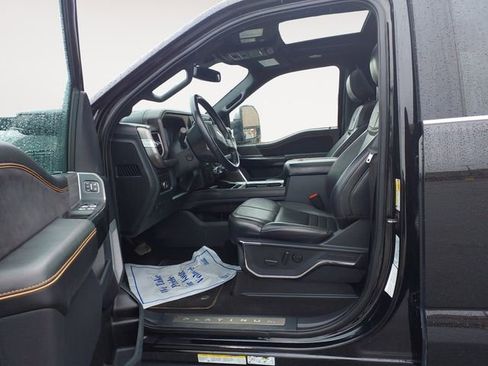 Certified 2024 Ford F450 Platinum w/ FX4 Off-Road Package AWD/4WD image 15