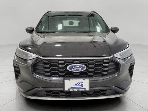 Used 2023 Ford Escape ST-Line w/ Tech Pack #1 AWD/4WD image 41