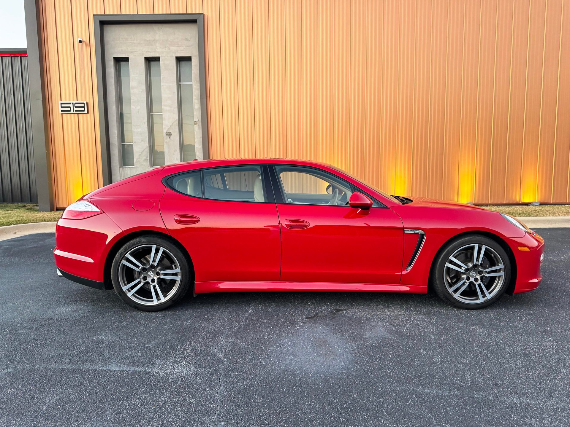 Used 2013 Porsche Panamera image 7
