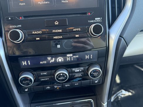 Used 2021 Subaru Ascent Limited w/ Popular Package #2 image 7