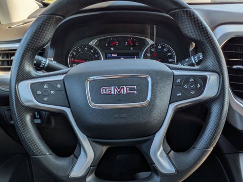 Used 2022 GMC Acadia SLE AWD/4WD image 12