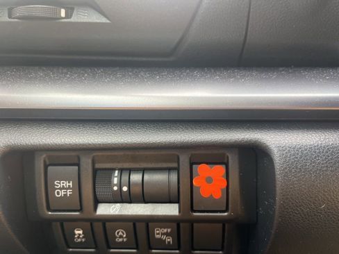 Used 2023 Subaru Crosstrek 2.5i Limited image 22