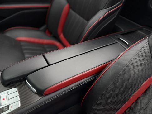 Used 2016 Mercedes-Benz SL 550 image 18