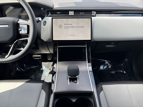 New 2026 Land Rover Range Rover Velar Dynamic SE image 17