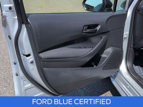 Used 2024 Toyota Corolla LE FWD image 9