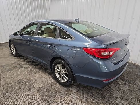 Used 2015 Hyundai Sonata SE w/ Option Group 09 image 9