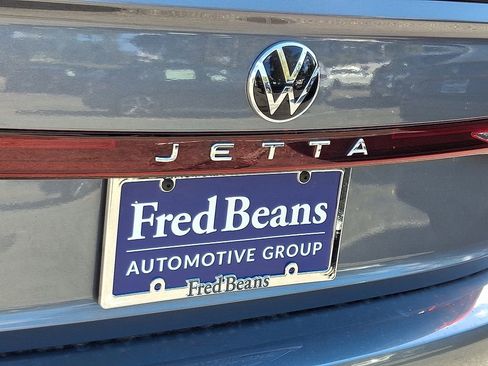 New 2025 Volkswagen Jetta S image 8