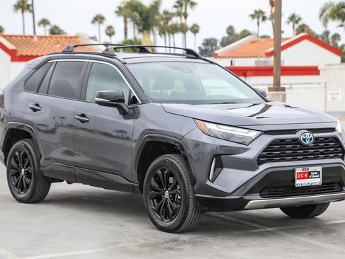 Certified 2023 Toyota RAV4 XSE w/ XSE Grade Weather Package AWD/4WD image 5