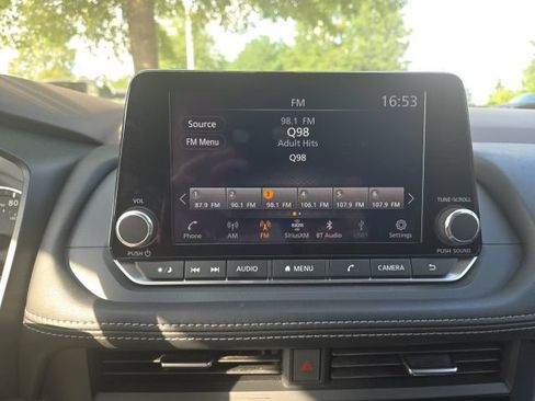 Used 2023 Nissan Rogue SV w/ SV Premium B Package AWD/4WD image 23