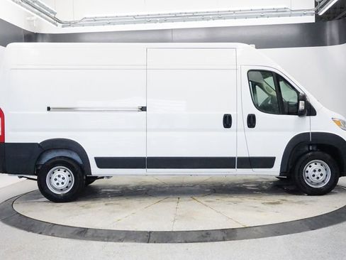 Used 2023 RAM ProMaster 2500 image 6