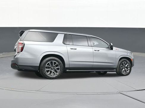 Used 2024 Chevrolet Suburban Z71 w/ Z71 Off-Road Package image 43