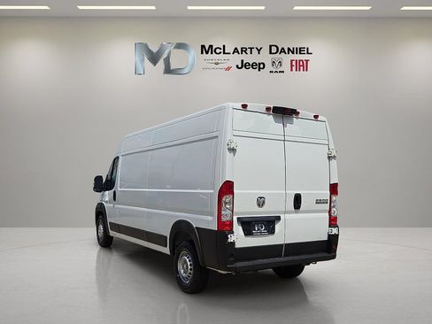 Used 2025 RAM ProMaster 2500 w/ Convenience Group FWD image 4