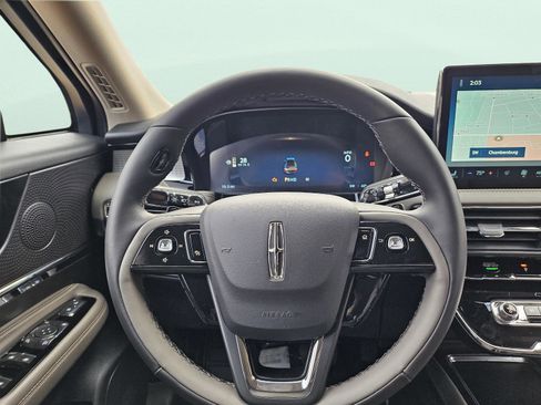 New 2026 Lincoln Corsair Premiere image 22