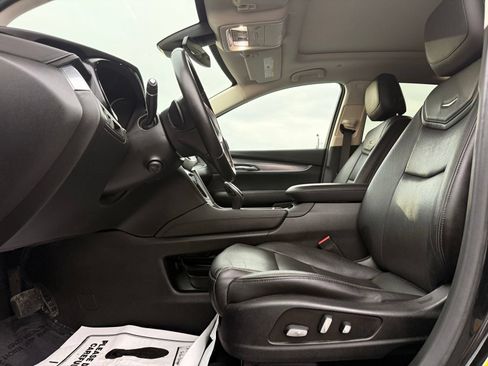 Used 2019 Cadillac XT5 Luxury AWD/4WD image 15