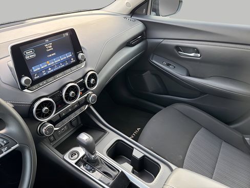 Used 2024 Nissan Sentra SV image 17