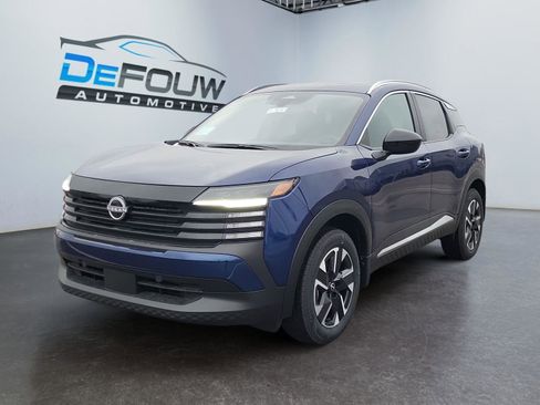 New 2026 Nissan Kicks SV w/ SV Premium Package image 7